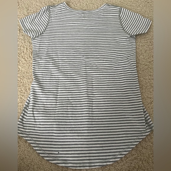 Ivivva by Lululemon girls striped t-shirt- Girls size 12 - Picture 3 of 3